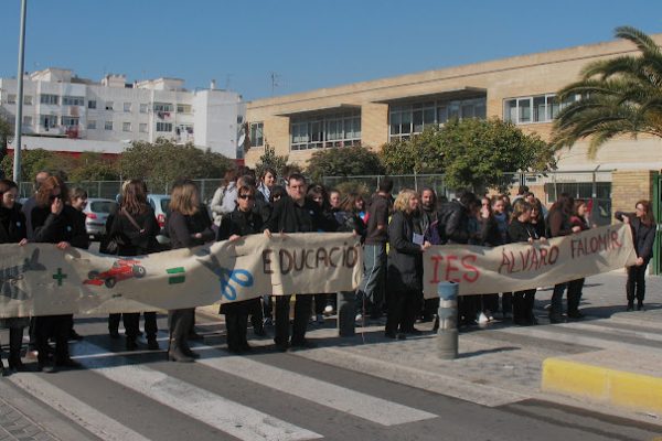 DIJOUS AL CARRER