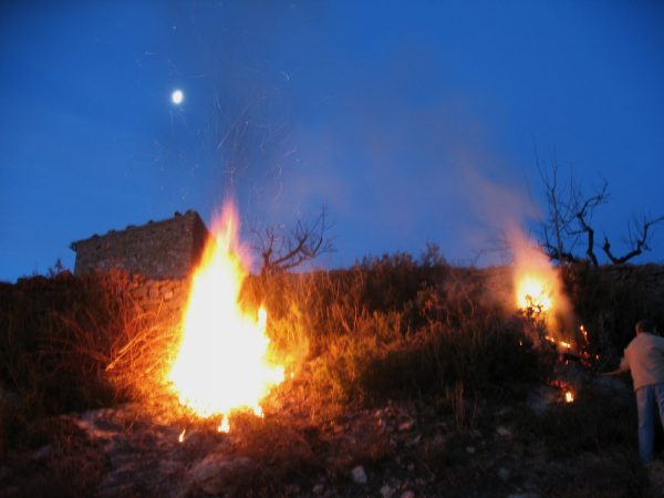 “EL FOC S’APAGA A L’HIVERN”