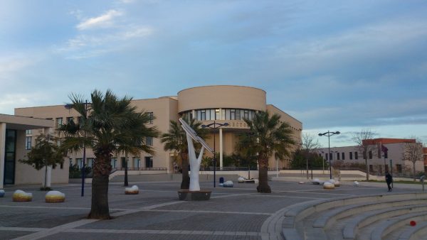 VISITA A LA UNIVERSITTAT JAUME I. Isabel Fernández i J.Manuel Palacios (1r. Bat)