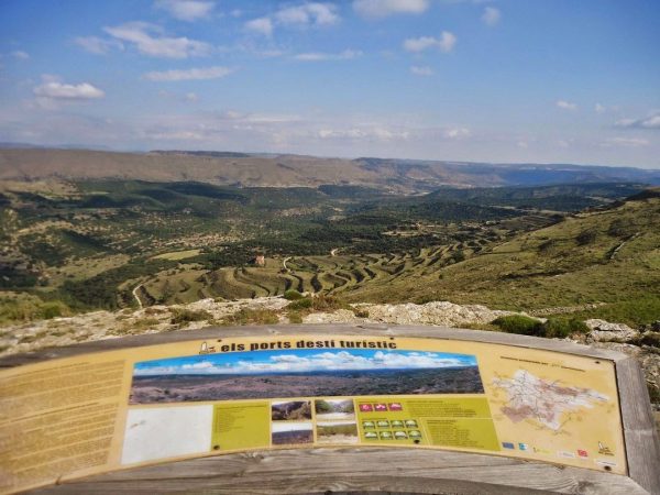 ELS PORTS, DESTÍ TURÍSTIC.  Toponímia desorientada