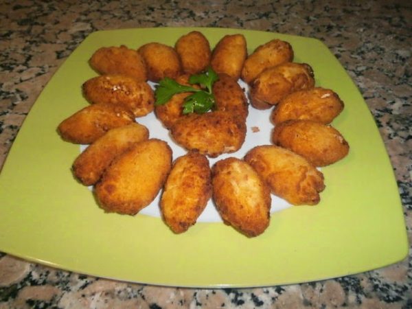 CROQUETES DE PERNIL. Paula Fernández