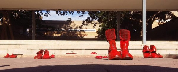 SABATES ROGES. Un pas contra la violència de gènere