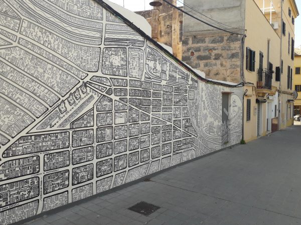 Un barri imprès al mur. Santa Caterina, Palma. (carrers 41)