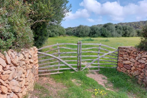 De porteres i barreres (Menorca)