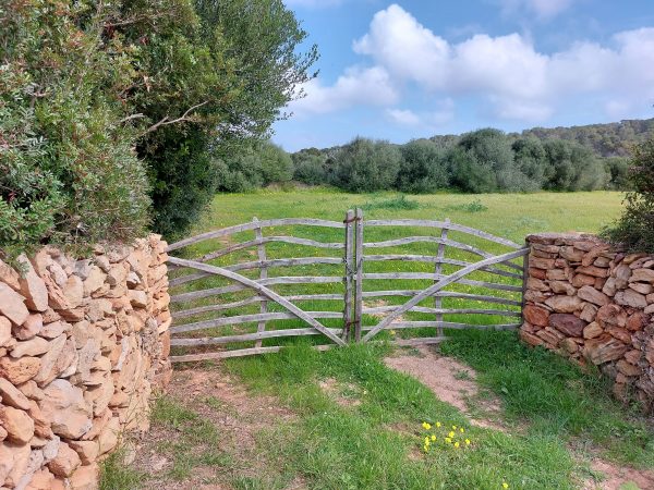 De porteres i barreres (Menorca)