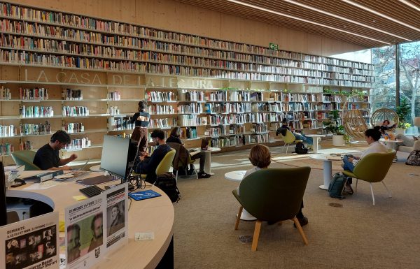 BIBLIOTECA GABRIEL GARCÍA MÁRQUEZ;  un motiu més per guaitar a Barcelona.